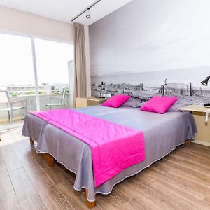 Habitación con 2 Camas Individuales